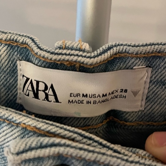 *NWT* Mini skirt - Picture 2 of 3